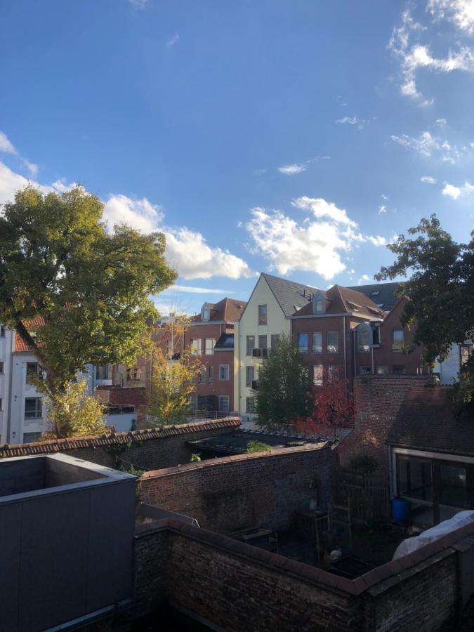 Appartement Centre Ville Tournai Esterno foto